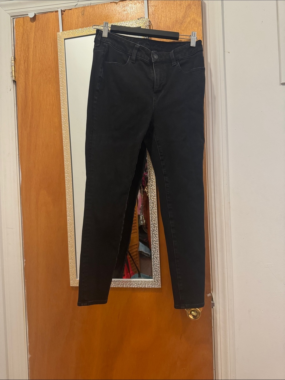 American Eagle Black Women’s Size 8 Dream Stretch Skinny Jeans